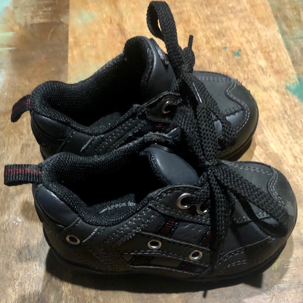 ⭐️4/$20⭐️ The Children’s Place Shoes